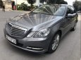 Mercedes-Benz E class E300  2010 - Cần bán Mercedes E300 năm 2010, màu xám