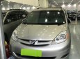 Toyota Sienna LE 2008 - Bán Toyota Sienna LE đời 2008, màu bạc, xe nhập, 710 triệu