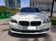 BMW 5 Series  528i  2010 - Cần bán BMW 5 Series 528i sản xuất năm 2010, màu trắng, xe còn mới tinh