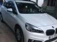 BMW 2 Series 218i 2015 - Bán xe BMW 2 Series 218i năm 2015, màu trắng còn mới, giá 900tr