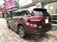 Toyota Highlander LE 2018 - Cần bán xe Toyota Highlander cũ đời 2018 màu đỏ đun, giá cực tốt. LH 093.798.2266