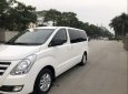 Hyundai Grand Starex  Luxury 2017 - Gia đinh cần bán gấp Hyundai Grand Starex Luxury 9 chỗ, đời 2017