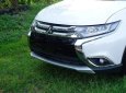 Mitsubishi Outlander  2.0 CVT 2019 - Bán Mitsubishi Outlander năm sản xuất 2019, màu trắng, 808tr