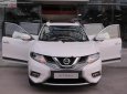 Nissan X trail V Series 2.0 SL Premium 2018 - Cần bán Nissan X trail V Series 2.0 SL Premium sản xuất 2018, màu trắng