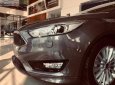 Ford Focus 2018 - Bán xe Ford Focus sản xuất 2018, màu nâu, 715tr