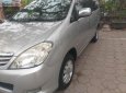 Toyota Innova G 2010 - Cần bán xe Toyota Innova G 2010, màu bạc