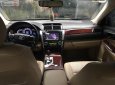 Toyota Camry 2.0E 2013 - Cần bán lại xe Toyota Camry 2.0E năm 2013, màu đen còn mới