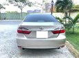 Toyota Camry 2.5Q 2016 - Bán Camry 2.5Q 2016 màu vàng cát, xe đẹp đi 25.000km bao kiểm tra tại hãng