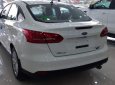 Ford Focus Titanium  2019 - Bán xe Ford Focus Titanium 4 cửa sản xuất 2019, màu trắng, 735tr, giao ngay