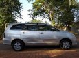 Toyota Innova   G  2010 - Cần bán gấp Toyota Innova G 2010, màu bạc xe gia đình, giá chỉ 385 triệu