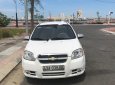 Chevrolet Aveo 2011 - Cần bán gấp Chevrolet Aveo đời 2011, màu trắng xe gia đình