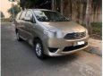 Toyota Innova 2013 - Cần bán lại xe Toyota Innova đời 2013, màu vàng số sàn