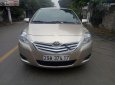 Toyota Vios 1.5E 2010 - Cần bán lại xe Toyota Vios 1.5E sản xuất 2010, màu ghi vàng  