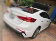 Hyundai Elantra Sport 1.6 AT 2018 - Bán Hyundai Elantra Sport 1.6 AT sản xuất năm 2018, màu trắng  