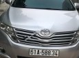 Toyota Venza 2.7 2009 - Bán Toyota Venza 2.7, màu bạc, camera de, DVD, BS: Bình Dương, ngay chủ, máy lánh tốt