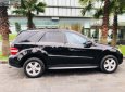 Mercedes-Benz ML Class ML500 4Matic 2005 - Cần bán xe Mercedes ML500 4Matic sản xuất 2005, màu đen, nhập khẩu  