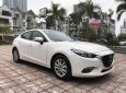 Mazda 3 Facelift 2018 - Bán Mazda 3 Facelift 2018, màu trắng, giá chỉ 680 triệu