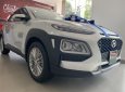 Hyundai Hyundai khác 2.0AT 2019 - Bán Hyundai Kona TC màu bạc xe giao ngay, giá Km kèm quà tặng có giá trị, hỗ trợ vay trả góp lãi suất ưu đãi.