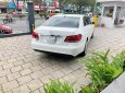 Mercedes-Benz E class E200 2014 - Bán xe Mercedes E200 trắng nội thất đen 2014 cũ chính hãng, trả trước 400 triệu nhận xe ngay