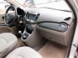 Hyundai i10 MT 1.2 2014 - Cần bán gấp Hyundai i10 MT 1.2 năm 2014, màu bạc, nhập khẩu, còn rất mới và đẹp nguyên bản