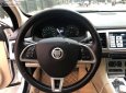 Jaguar XF 2.0 2014 - Bán ô tô Jaguar XF 2.0 2014, màu trắng, nhập khẩu xe gia đình