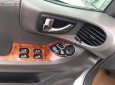Hyundai Santa Fe Gold  2004 - Bán ô tô Hyundai Santa Fe Gold đời 2004, màu bạc, keo chỉ nguyên zin