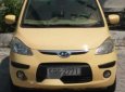 Hyundai i10   2010 - Bán ô tô Hyundai i10 đời 2010, màu vàng, đi được khoảng 86.000km