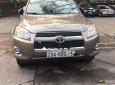 Toyota RAV4 2010 - Bán Toyota RAV4 V4 - 2.5 đời 2010, xe đi giữ gìn còn rất đẹp, số tự động, nội thất da màu ghi kem