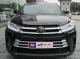 Toyota Highlander LE 2017 - Bán Toyota Highlander sản xuất 2017, màu đen, nội thất xanh lam đặt biệt hiếm