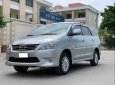 Toyota Innova V 2012 - Bán ô tô Toyota Innova V sản xuất năm 2012, màu bạc số tự động