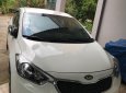 Kia K3 MT 2015 - Cần bán lại xe Kia K3 MT đời 2015, màu trắng xe gia đình, giá 420tr