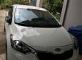 Kia K3 MT 2015 - Cần bán lại xe Kia K3 MT đời 2015, màu trắng xe gia đình, giá 420tr