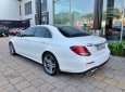 Mercedes-Benz E300 2017 - Cần bán xe Mercedes E300  đời 2017, màu trắng, xe nhập