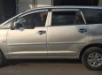 Toyota Innova J 2006 - Cần bán lại xe Toyota Innova J năm sản xuất 2006, màu bạc