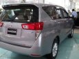 Toyota Innova 2.0E MT 2019 - Bán Toyota Innova 2.0E MT sản xuất năm 2019, màu xám