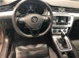 Volkswagen Polo 2016 - Bán Volkswagen Passat Sedan cao cấp (có trang bị Ghế Massage) - nhập khẩu từ Đức -K/M lớn