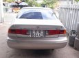 Toyota Camry  GLi  2001 - Bán Toyota Camry GLi năm 2001, màu vàng cát, 2 ghế điện