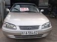 Toyota Camry  GLi  2001 - Bán Toyota Camry GLi năm 2001, màu vàng cát, 2 ghế điện