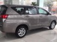 Toyota Innova 2.0E 2019 - Bán Toyota Innova 2.0E 2019, màu xám