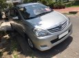 Toyota Innova V 2010 - Cần bán Innova V 2010, màu bạc máy tốt