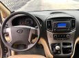 Hyundai Grand Starex 2.5MT 2017 - Bán Hyundai Grand Starex 2.5MT 2017 đăng ký 2018, màu xám, xe nhập cực đẹp