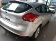 Ford Focus 2019 - Cần bán Ford Focus sản xuất 2019, màu bạc