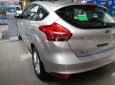 Ford Focus 2019 - Cần bán Ford Focus sản xuất 2019, màu bạc