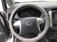 Toyota Innova 2.0 E 2013 - Bán Toyota Innova 2.0 E đời 2013, màu bạc, xe đẹp xuất sắc