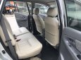 Toyota Innova 2.0 E 2013 - Bán Toyota Innova 2.0 E đời 2013, màu bạc, xe đẹp xuất sắc