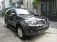 Toyota Fortuner MT 2013 - Bán Toyota Fortuner 2013 máy dầu xám lông chuột, xe đi kỹ