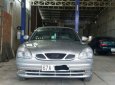 Daewoo Nubira 2002 - Cần bán xe Daewoo Nubira năm 2002, màu bạc, nhập khẩu, giá tốt