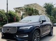 Volvo XC90 Inscription 2016 - Bán xe Volvo XC90 sản xuất 2016 màu xanh Magic Blue cực độc, nội thất vàng