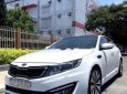 Kia K5 2012 - Cần bán xe Kia K5 năm sản xuất 2012, màu trắng, xe nhập, 579 triệu