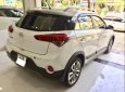 Hyundai i20 Active   2015 - Bán Hyundai i20 Active năm 2015, màu trắng, nhập khẩu 